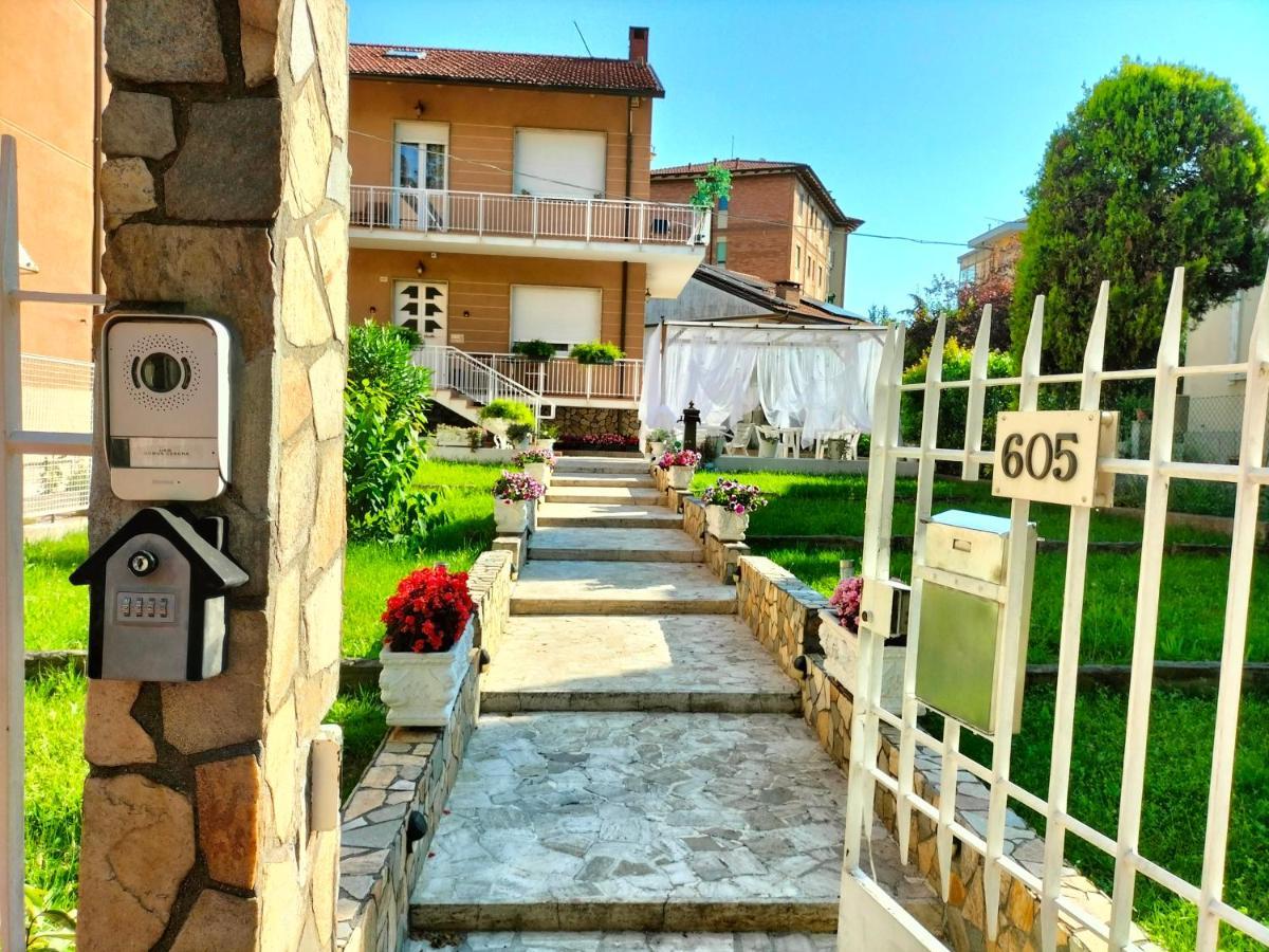 Hotel Domus Cesena Esterno foto