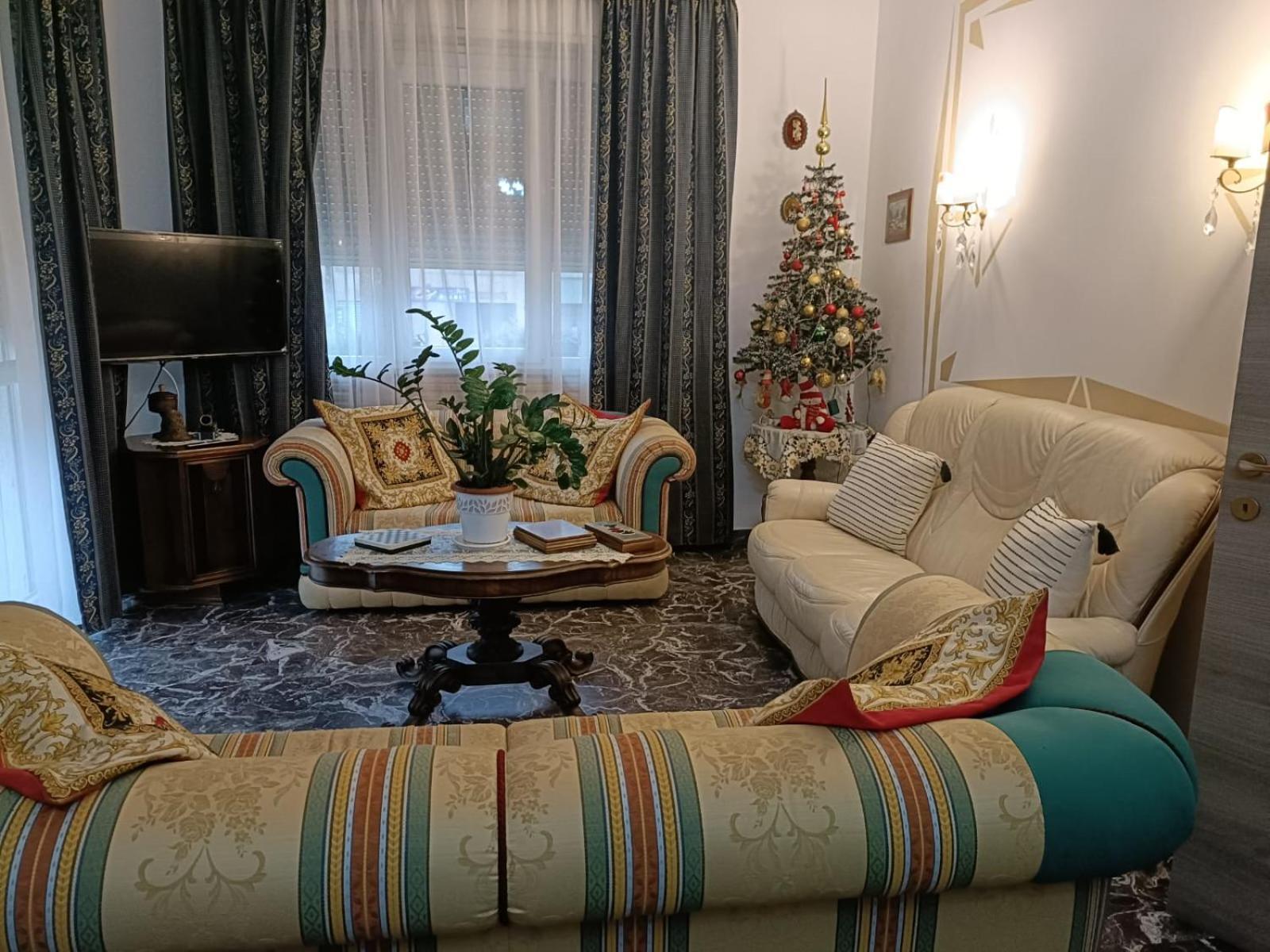 Hotel Domus Cesena Esterno foto