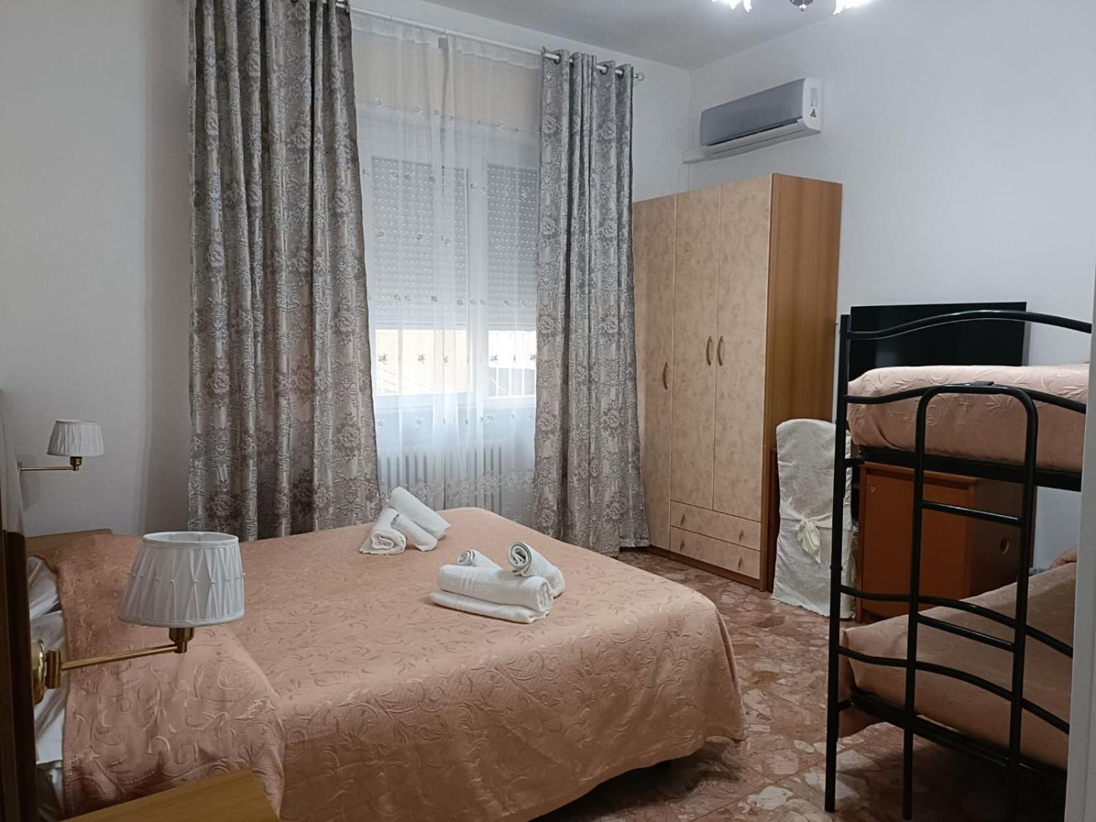 Hotel Domus Cesena Esterno foto